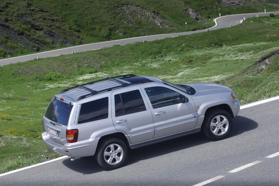  Jeep Grand Cherokee 2004 года  (фото 24 из 35)